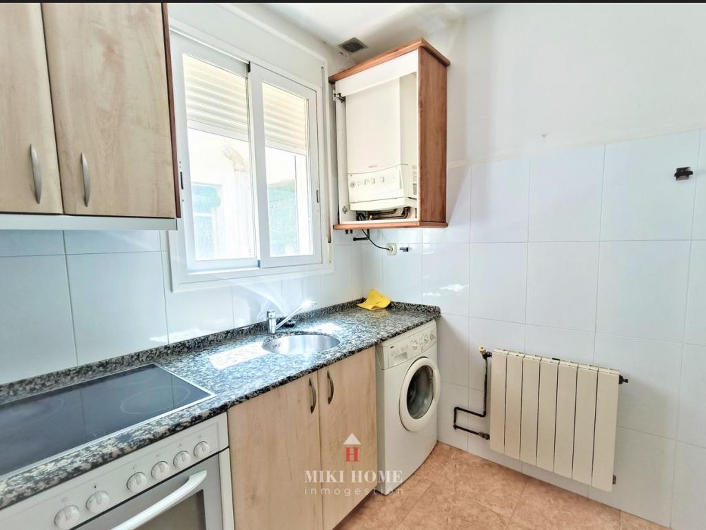 Piso en Avda. Pilar de Binéfar 7