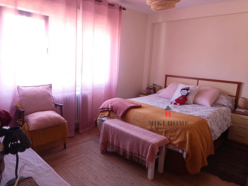 Piso en c/ Huesca de Barbastro 6