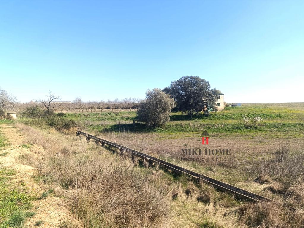 Piso en Alcanetos, polígono 7 de Barbastro 2