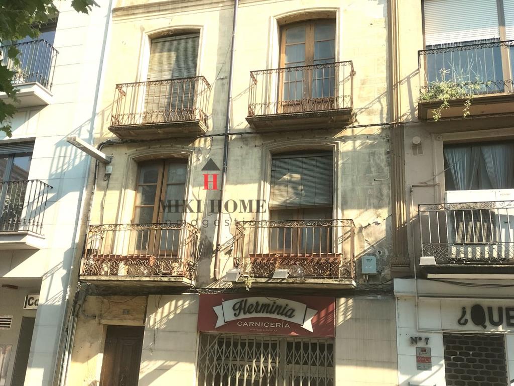 Piso en Paseo del Coso de Barbastro 1