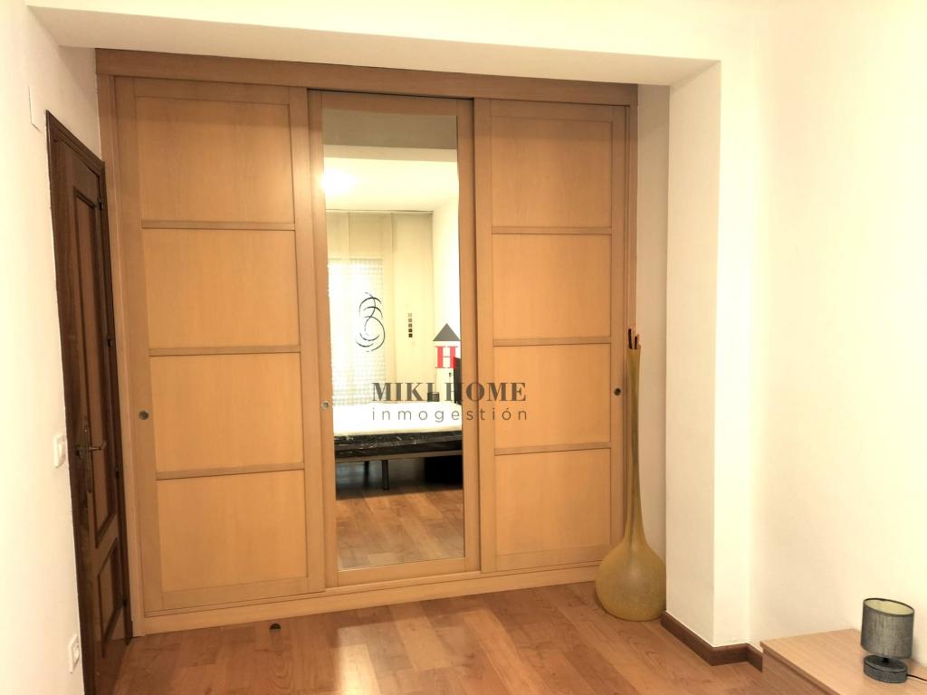Piso en C/ CEFERINO EL PELE de Barbastro 9
