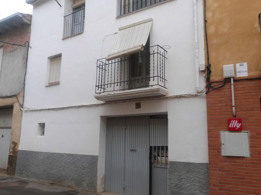 Piso en Av. General Coll, 22560 Alcampell, Huesca, España de Alcampell