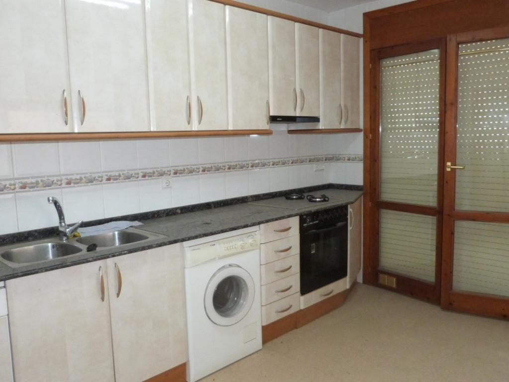 Piso en Calle Tamarite, 38, 22500 Binéfar, Huesca, España de Binéfar 6